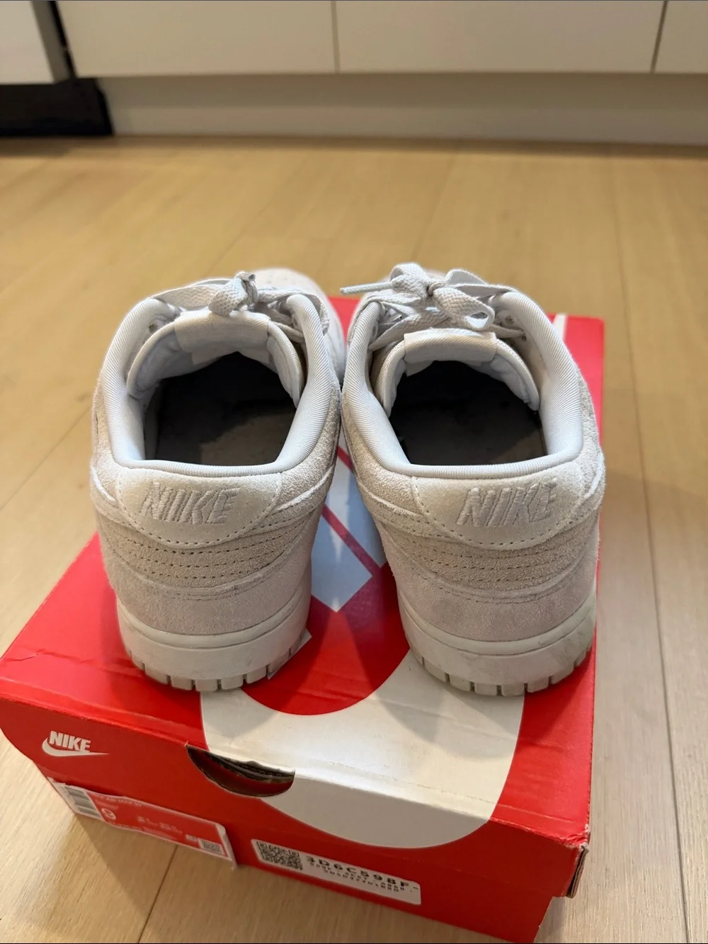 Nike Men's Low-Top Suede Sneakers in Light Gray